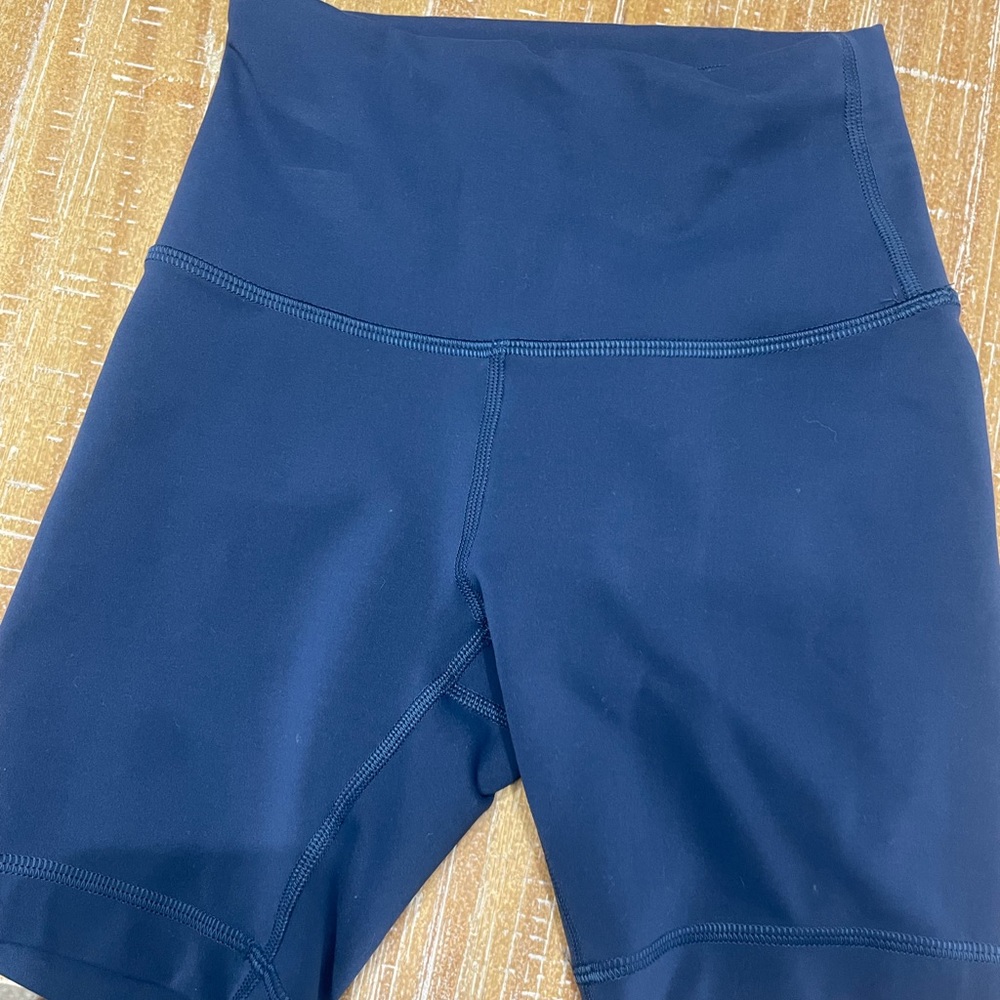 Navy lululemon Align 6in shorts size 2
